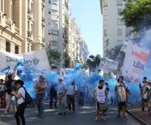 UNIVERSITARIO
