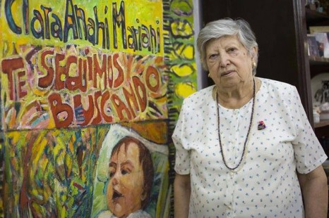 “Acá estamos, como velando las ilusiones”