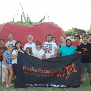Productores, músicos y artesanos en la 12° Fiesta del Tomate Platense
