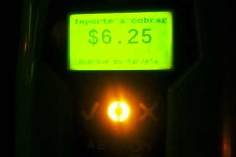 Viajar en micro es 100% más caro