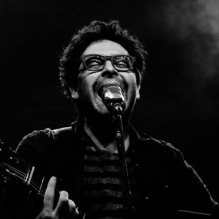 «Trabajar con un productor hace que uno profesionalice su trabajo»