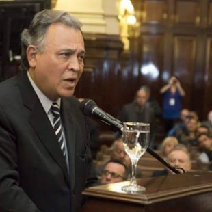 «Son atentados graves a la libertad de expresión y del derecho de la población»