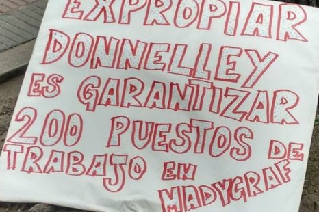 “Cuadernazo” frente a la Legislatura: “Están en riesgo 200 puestos de trabajo”
