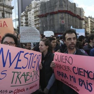 CONICET: «Muchísima gente joven se irá del país»