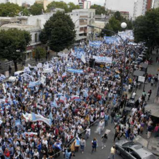 «Espero que esto le demuestre al gobierno la necesidad que tenemos de llegar a una paritaria»