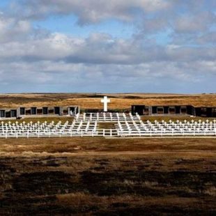 CECIM La Plata denunció que habría tumbas con nombres apócrifos en Malvinas