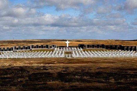 CECIM La Plata denunció que habría tumbas con nombres apócrifos en Malvinas