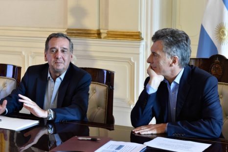 «Están tendiendo a reducir y desmantelar el sistema científico público»