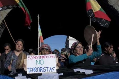 “Evidentemente se quiere escuchar lo que suene melodioso a la ideología racista”.