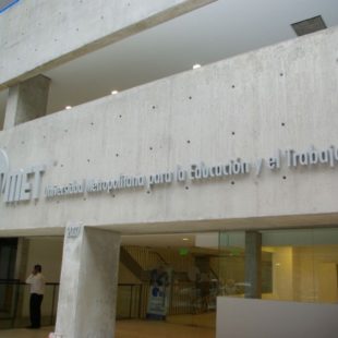 «Más del 90% de los porteños se autoperciben como clase media»