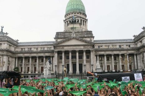 Concentración frente a Congreso por el aborto