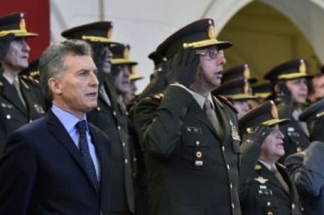El gobierno analiza ampliar las tareas de las Fuerzas Armadas