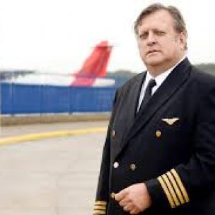 «Es muy triste que Macri salga en medio de las inundaciones a atacar a la Aerolíneas Argentinas»