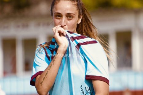Maca Sánchez: «Seguimos reclamando lo que los hombres ya tienen hace 100 años»