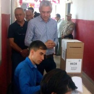 Cagliardi: «voten con pasión, que esto es lo que empieza a transformar una ciudad y a la Argentina»