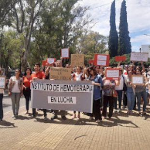 Abrazo solidario al Instituto de Hemoterapia