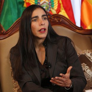 Gabriela Montaño: “No nos olvidemos nunca que esta dictadura se llevó la vida de 36 personas”