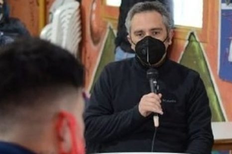 Andrés Larroque y Eva Asprella visitan el Centro Cerrado Ibarra y hablan con «Tu Voz en Libertad»