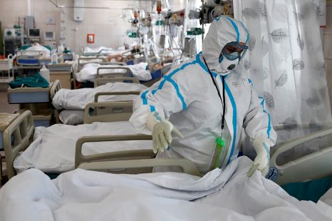 “Estamos agotados física y psicológicamente, algunos de nuestros compañeros han muerto”