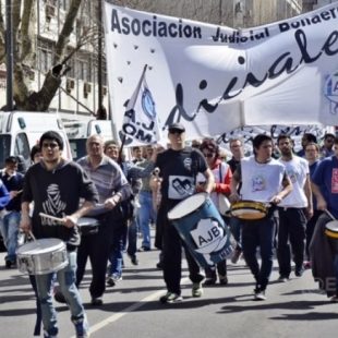 «Seguimos peleando para poder cambiar ésta matriz tan desigual»