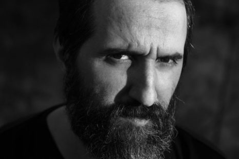 «Armamos un coro, con cuerdas e invitamos a referentes de la canción»