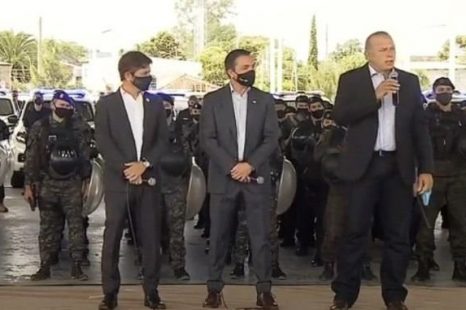 Berni señaló a los policías: «Desafían a la autoridad de gobierno»