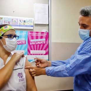 Ya aplicaron más de 15 mil dosis, y sigue avanzando la campaña de vacunación
