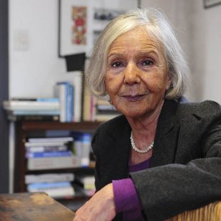 Sarlo: «No debí decir que fue por debajo de la mesa»