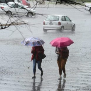Llegó la tormenta a La Plata