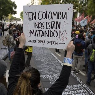 Represión en Colombia: 24 muertos y 87 desaparecidos