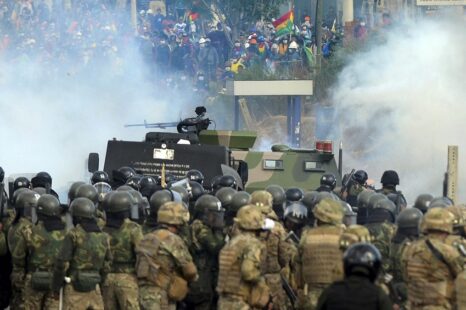 Imputaron a Mauricio Macri y Patricia Bulrich por enviar armas a la dictadura de Bolivia