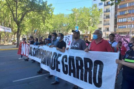 Luana Simioni: «La única salida es la calle»