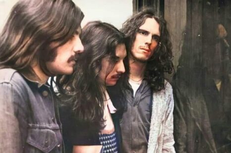 Spinetta e Invisible vuelven en el libro «Tigres en la lluvia»