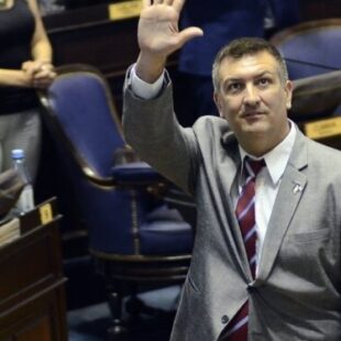 “El intendente quiere hacer un dos meses de campaña lo que no hizo en ocho años”